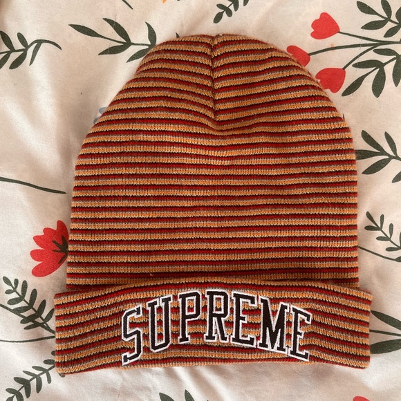 Supreme Accessories - Supreme beanie